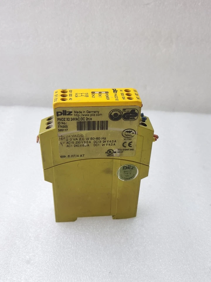 PILZ PNOZ X2 24VAC/DC 774303 SAFETY RELAY MADE IN GERMANY